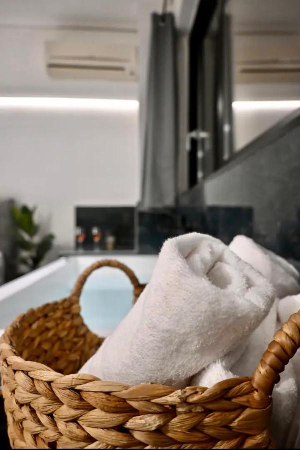 Zoe'S Suite Athen'S Center Esterno foto