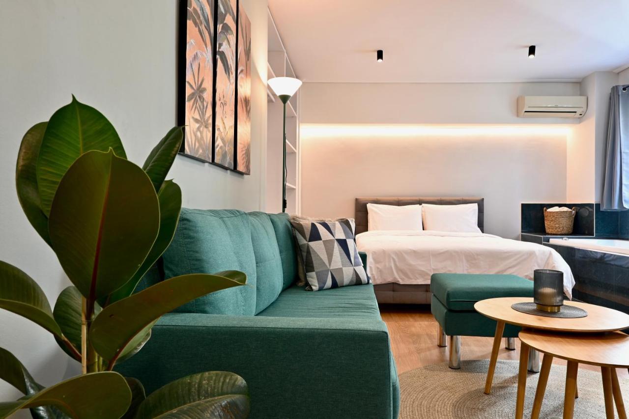 Zoe'S Suite Athen'S Center Esterno foto