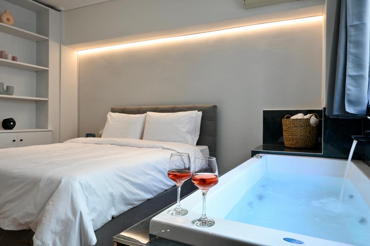 Zoe'S Suite Athen'S Center Esterno foto